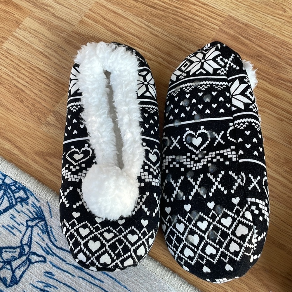 Slipper Bundle - Picture 3 of 4